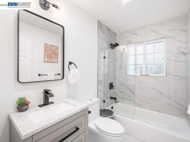 1556 1556 Wagoner Dr, Livermore, CA 94550