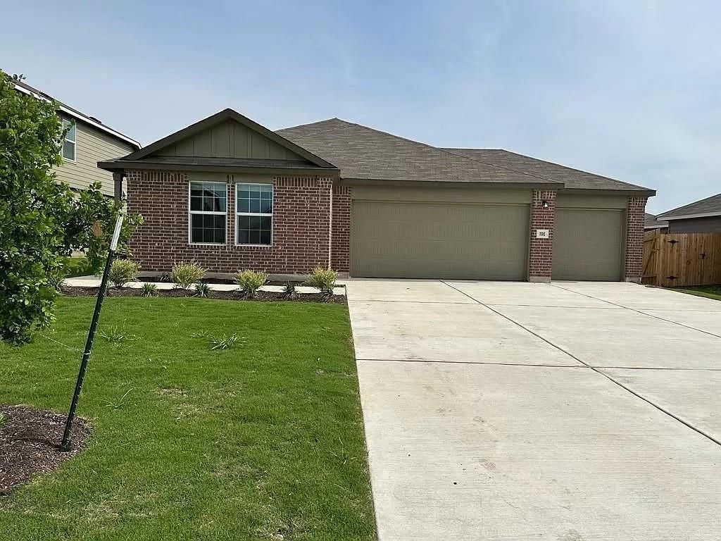 196 Otter RD, Kyle, TX 78640