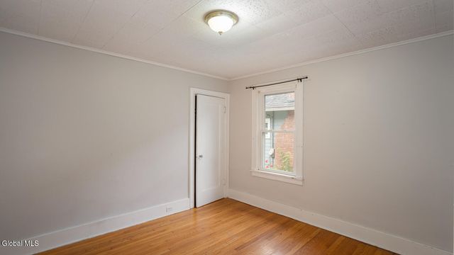 5 Sampson Avenue, Troy, NY 12180