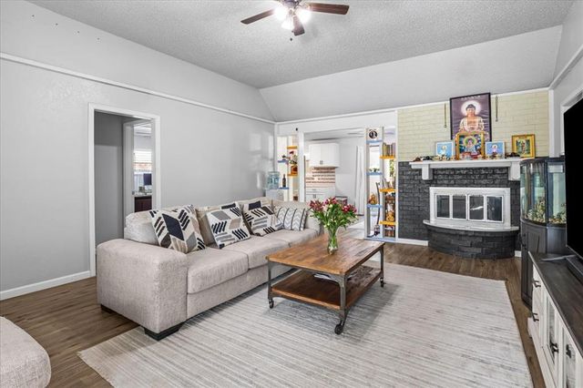 8712 N McMillan Avenue, Oklahoma City, OK 73132