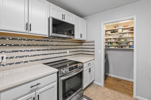 8712 N McMillan Avenue, Oklahoma City, OK 73132