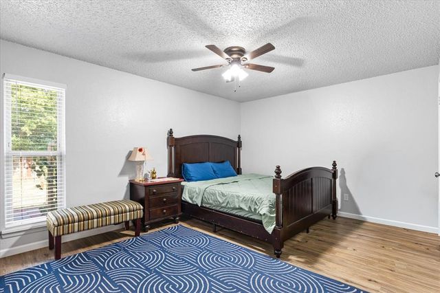 8712 N McMillan Avenue, Oklahoma City, OK 73132
