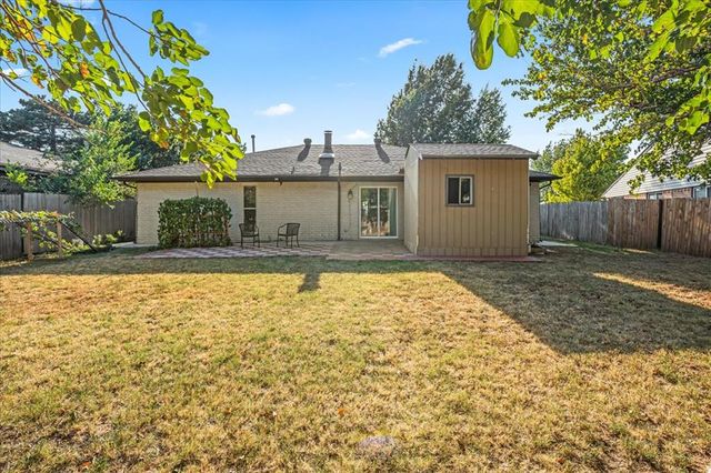 8712 N McMillan Avenue, Oklahoma City, OK 73132