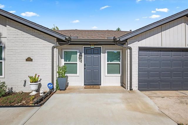 8712 N McMillan Avenue, Oklahoma City, OK 73132
