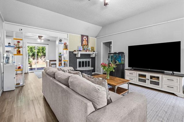 8712 N McMillan Avenue, Oklahoma City, OK 73132
