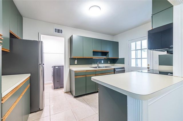 2363 Henderson Mill Road NE 7, Atlanta, GA 30345