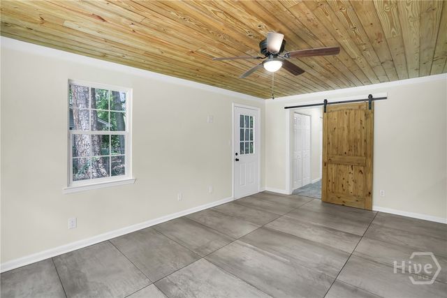 28 Gerald Drive, Savannah, GA 31406