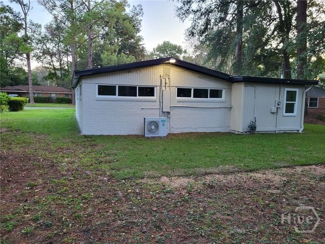 28 Gerald Drive, Savannah, GA 31406