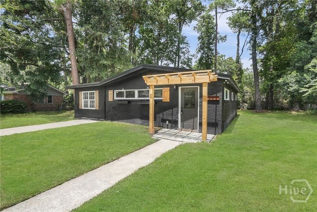 28 Gerald Drive, Savannah, GA 31406