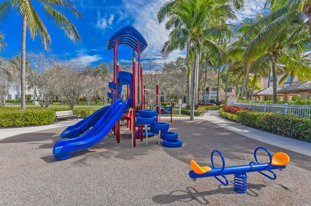 224 Murcia Drive 108, Jupiter, FL 33458