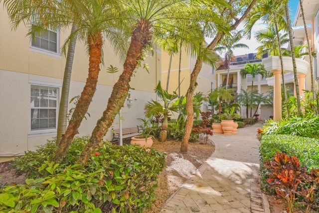 224 Murcia Drive 108, Jupiter, FL 33458