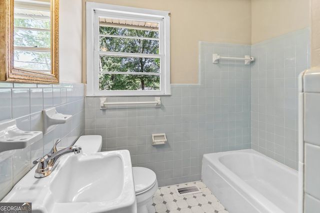 55 Welcome To Sargent Road, Newnan, GA 30263