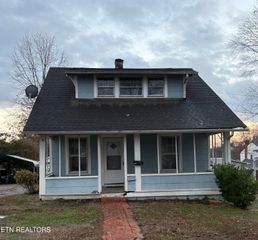 1413 Perkins St, Alcoa, TN 37701