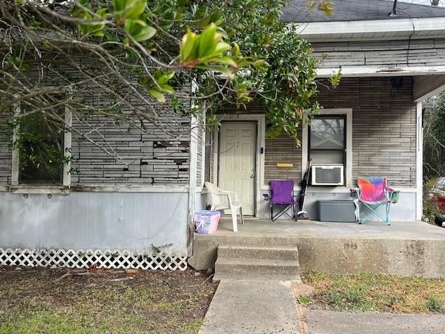 1945 Brooklyn Street, Beaumont, TX 77701