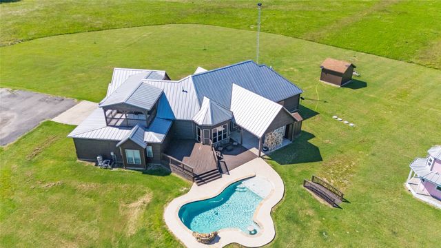 71 County Road 4735, Cumby, TX 75433