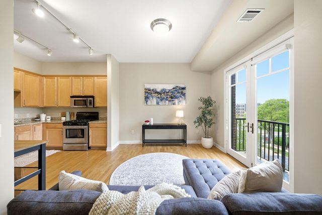 370 Marshall Avenue 408, Saint Paul, MN 55102
