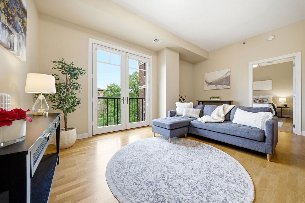 370 Marshall Avenue 408, Saint Paul, MN 55102