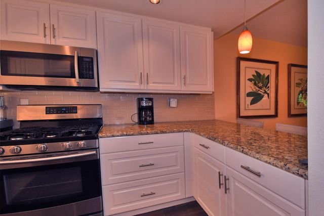 2 Granada Drive, Rancho Mirage, CA 92270