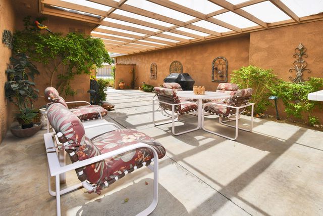 2 Granada Drive, Rancho Mirage, CA 92270