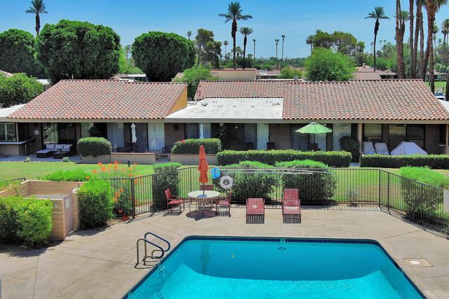 2 Granada Drive, Rancho Mirage, CA 92270