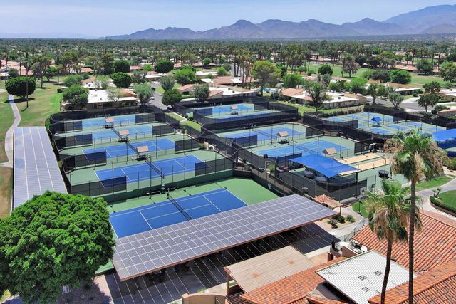 2 Granada Drive, Rancho Mirage, CA 92270