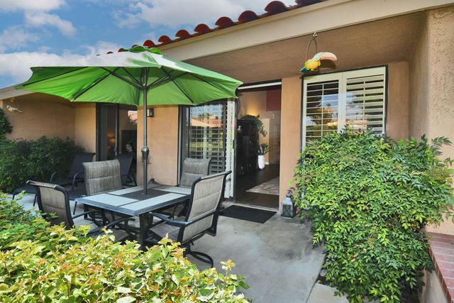 2 Granada Drive, Rancho Mirage, CA 92270