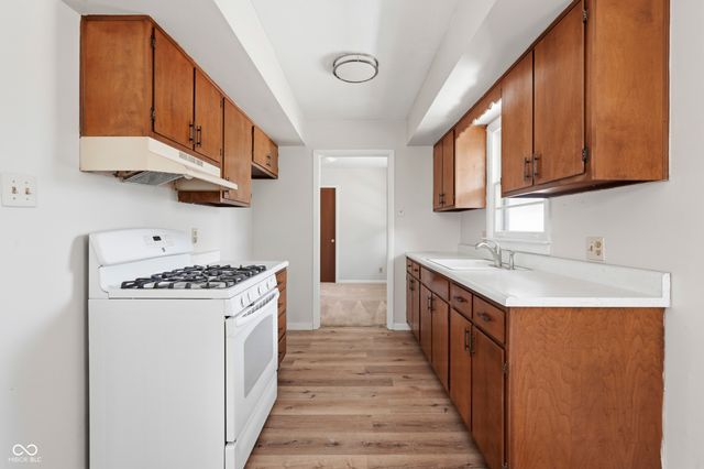 7436 E 50th Street, Indianapolis, IN 46226