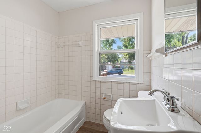 7436 E 50th Street, Indianapolis, IN 46226
