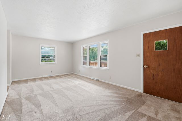 7436 E 50th Street, Indianapolis, IN 46226