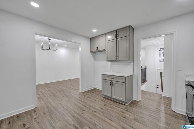 825 SEVEN SPRINGS DRIVE, Birmingham, AL 35215