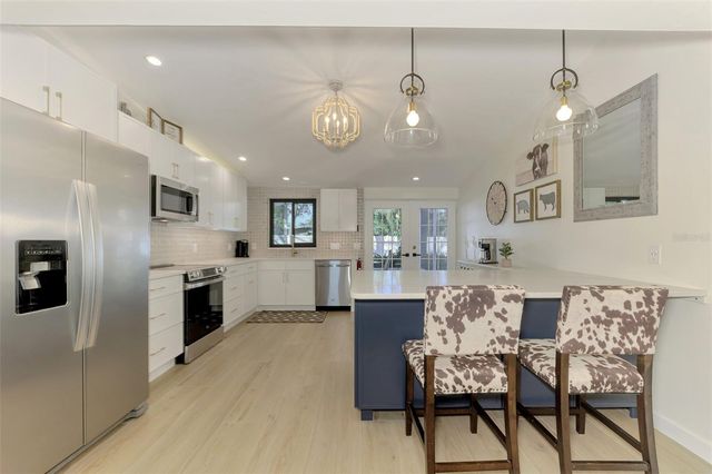 2120 CRAFT LANE, Sarasota, FL 34239