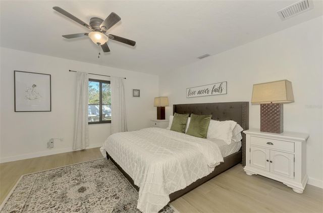 2120 CRAFT LANE, Sarasota, FL 34239