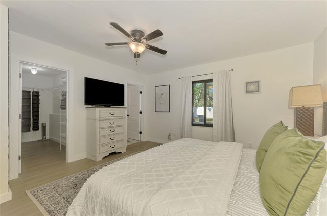 2120 CRAFT LANE, Sarasota, FL 34239