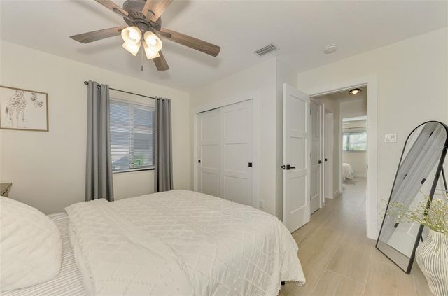 2120 CRAFT LANE, Sarasota, FL 34239