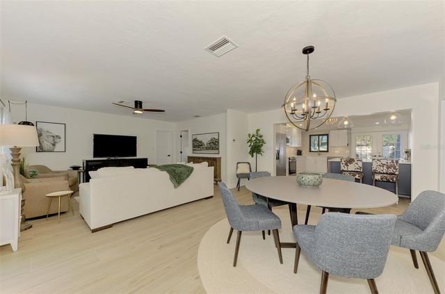 2120 CRAFT LANE, Sarasota, FL 34239
