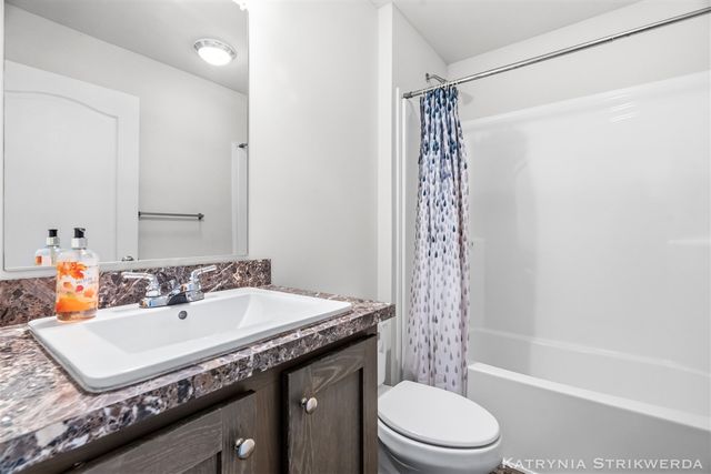 14257 Bogie Lane, West Olive, MI 49460