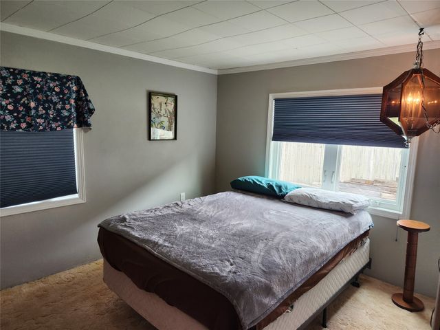 108 Prairie Street, Pella, IA 50219