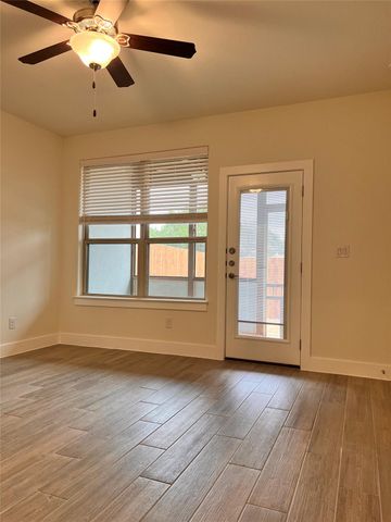 442 Parkline DR 31B, Georgetown, TX 78626