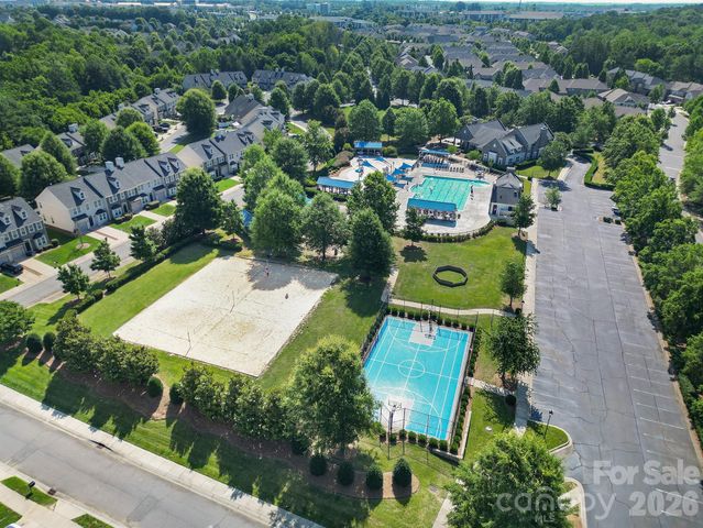 6658 Berewick Commons Parkway, Charlotte, NC 28278