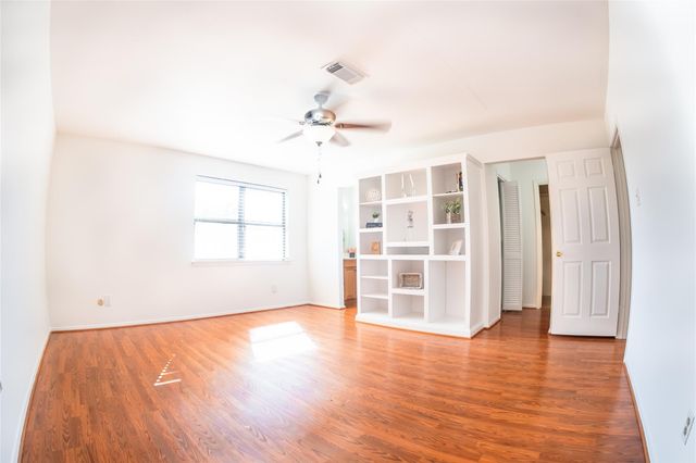 4135 Young Street, Pasadena, TX 77504