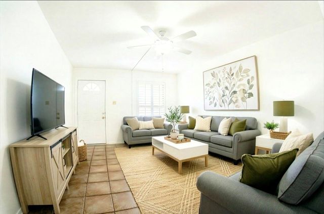 4135 Young Street, Pasadena, TX 77504