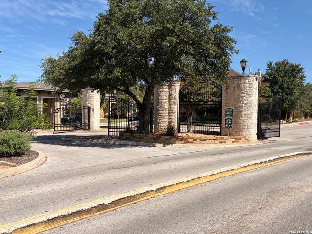26120 Starling HL, San Antonio, TX 78260
