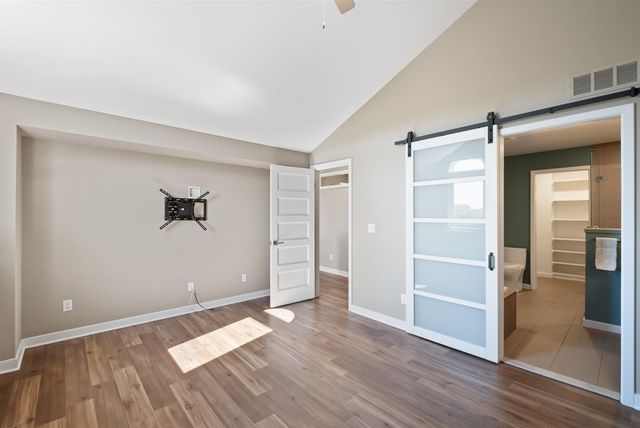 674 Summit Ridge Drive, Milford, MI 48381