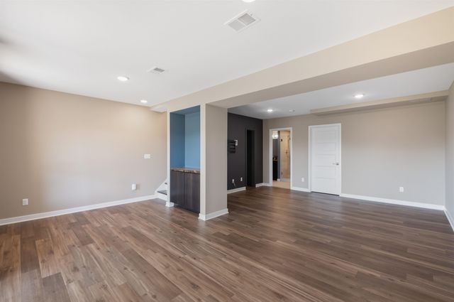 674 Summit Ridge Drive, Milford, MI 48381