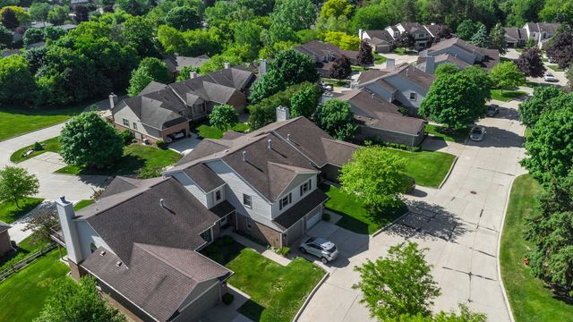 674 Summit Ridge Drive, Milford, MI 48381