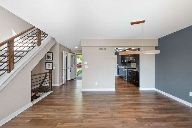 674 Summit Ridge Drive, Milford, MI 48381
