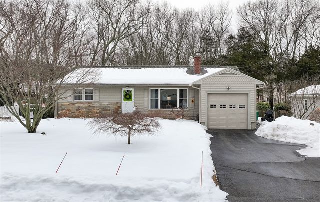 146 Edmond Drive, Warwick, RI 02886