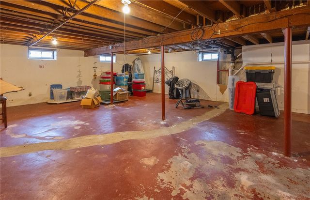 146 Edmond Drive, Warwick, RI 02886