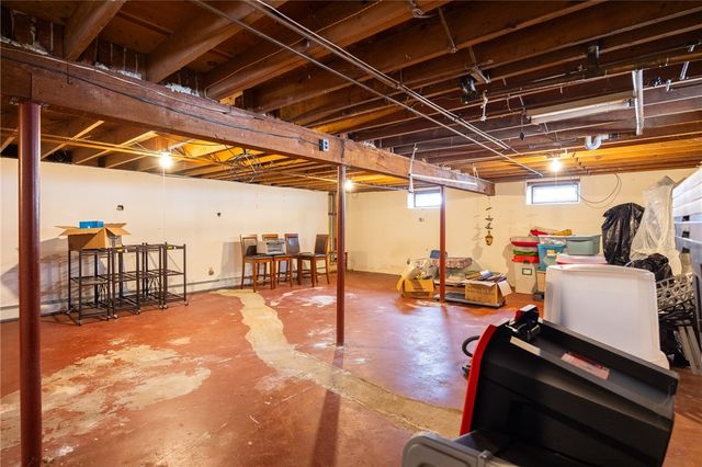 146 Edmond Drive, Warwick, RI 02886