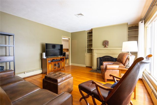 146 Edmond Drive, Warwick, RI 02886